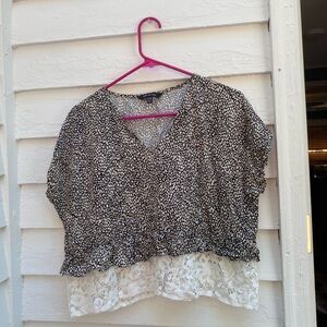 Stylish Black and White Women's Blouse Crop Top Lace